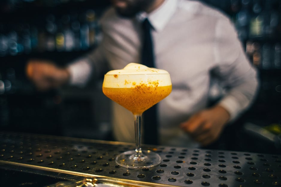 bar-lingo-that-good-bartenders-should-know